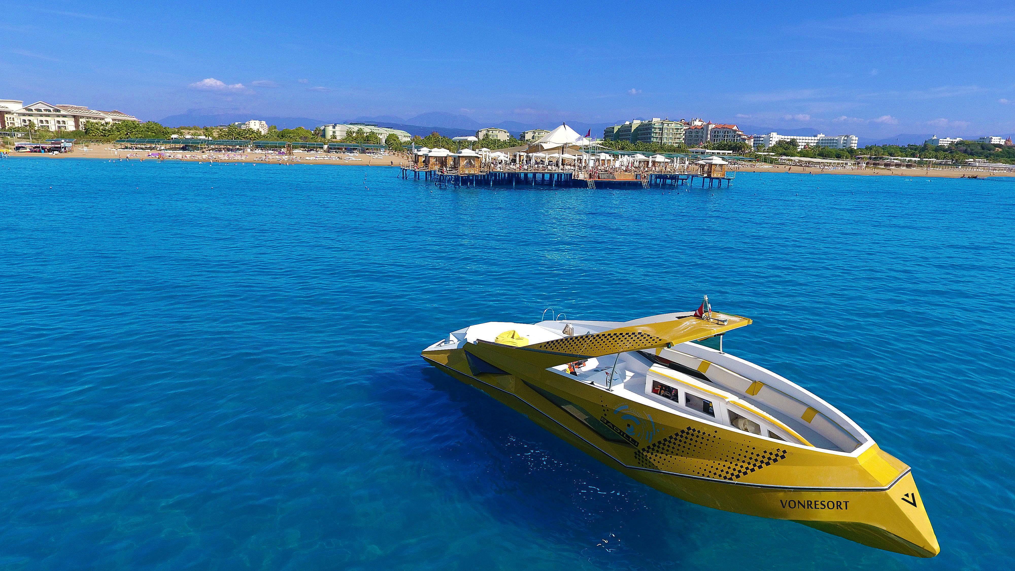 Курортный комплекс Vonresort Golden Coast & Aqua 5*