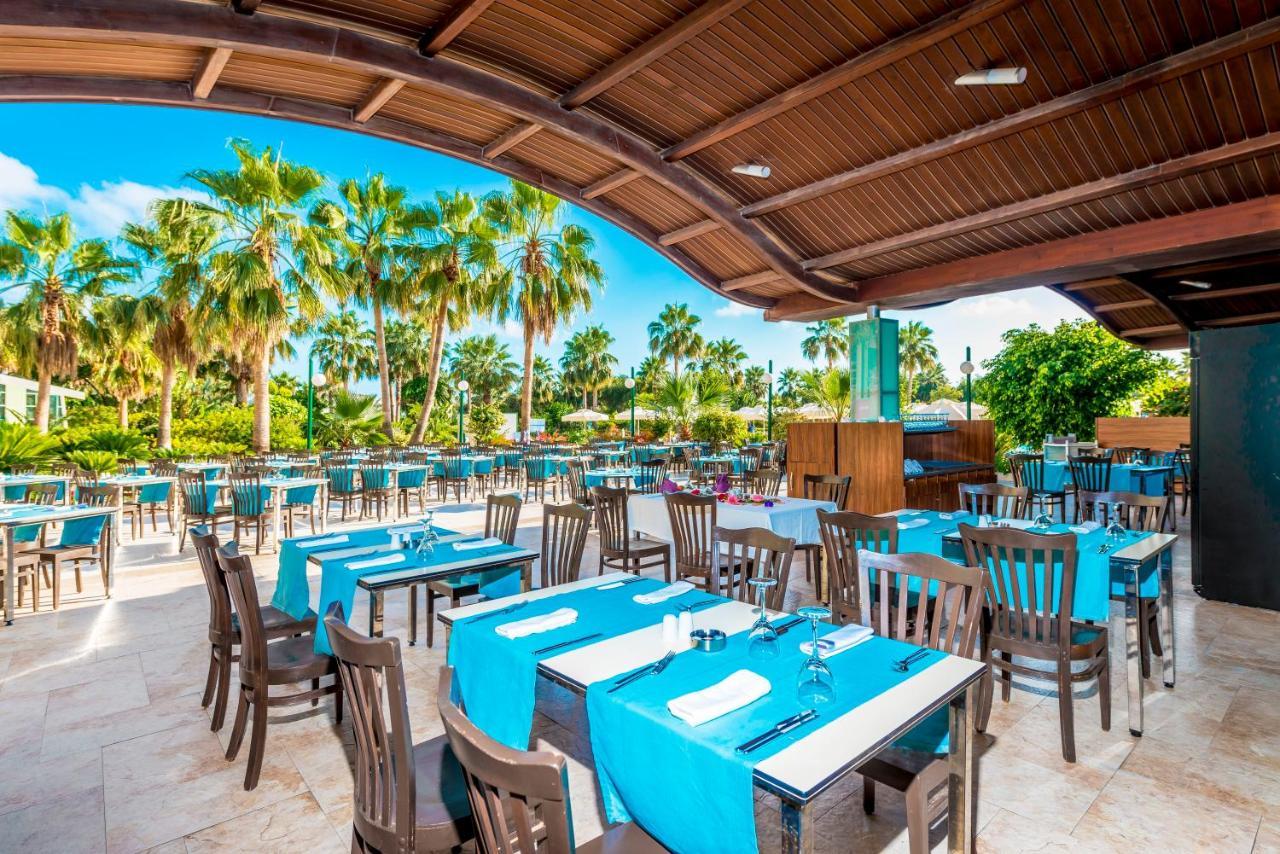 Vonresort Golden Coast & Aqua 5* Side